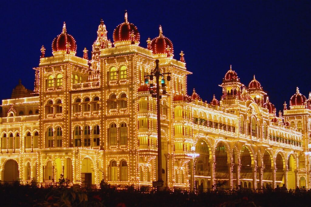 this palace is so beautiful that once you see it