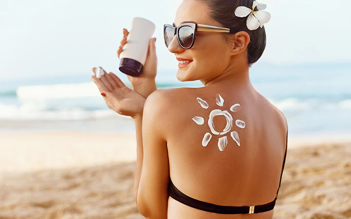 Broad-spectrum sunscreen applied to the face for daily sun protection